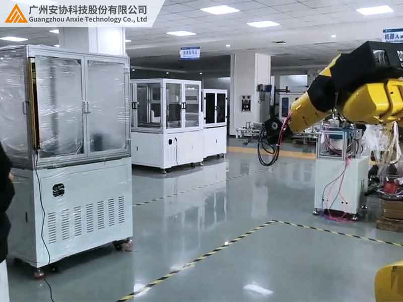 單邊光柵在機械臂急停控制現場案例.jpg
