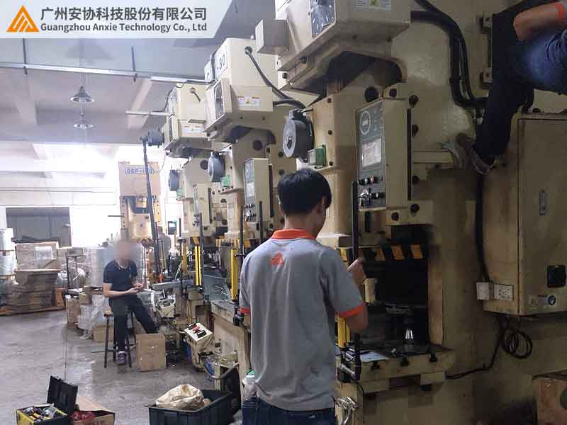 安全光柵如何降低90%工業(yè)事故風(fēng)險(xiǎn)？