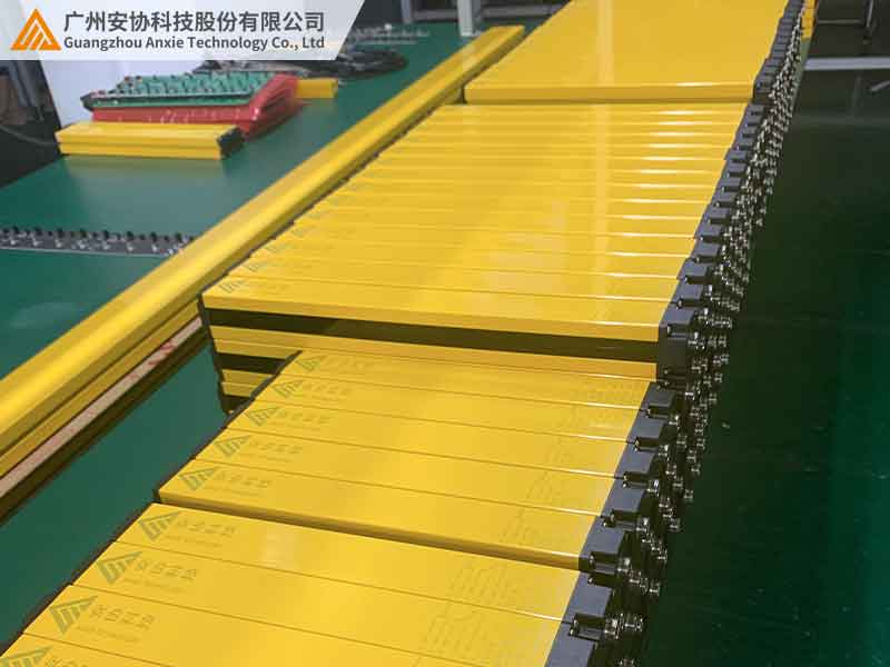 安全光柵接收和發(fā)射端怎么區(qū)分