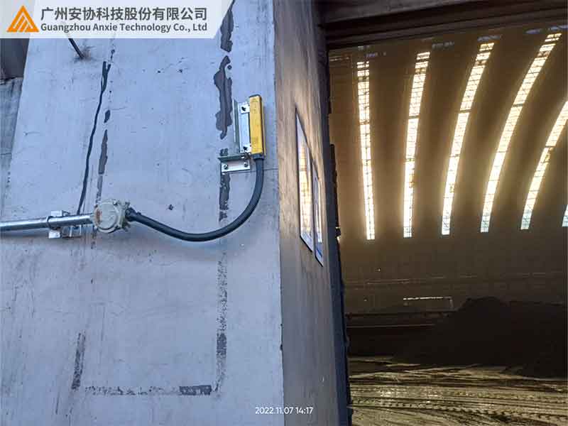 安全光柵是光電保護(hù)裝置嗎